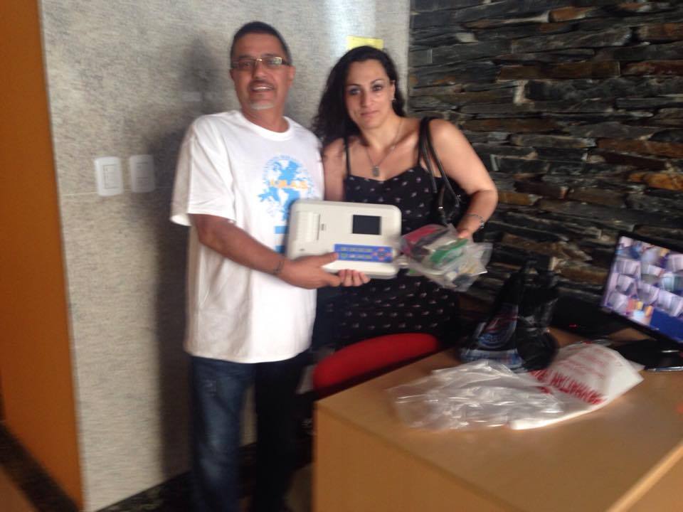 AMAS-donacion-de-electrocardiograma-ENASHU-noviembre-2014-002